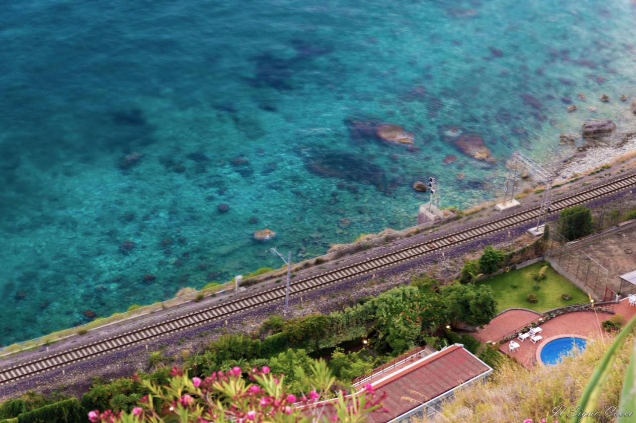 Il Signo Cocco Mare Apartment タオルミーナ エクステリア 写真