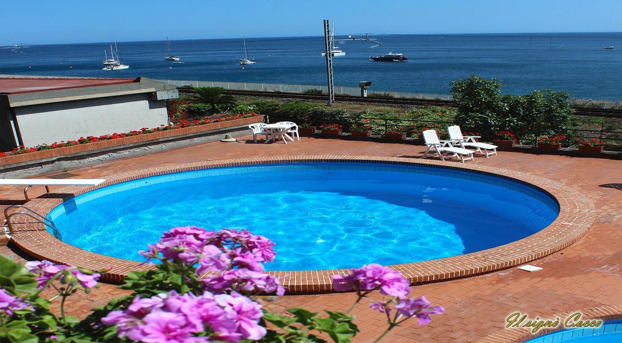 Il Signo Cocco Mare Apartment タオルミーナ エクステリア 写真